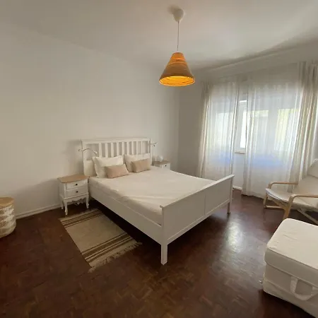 Flora's Apartment Lisbon